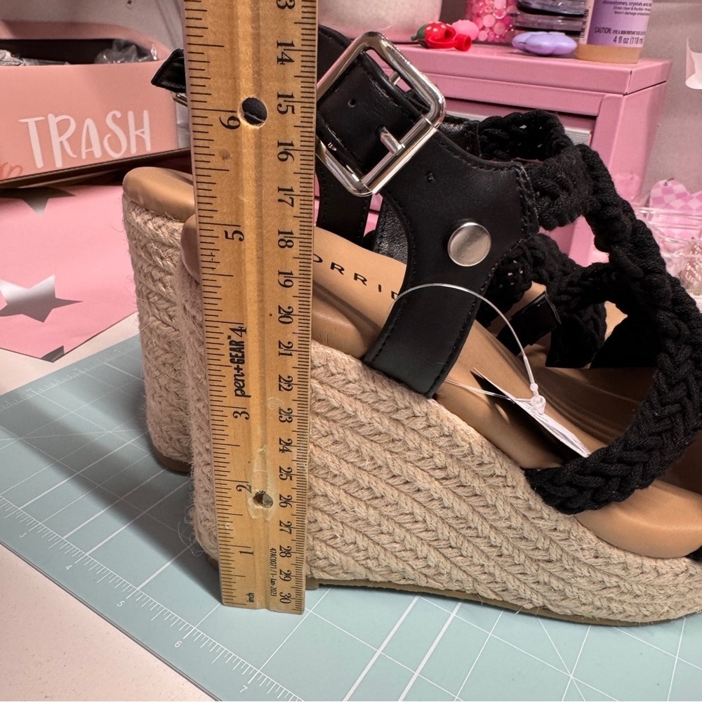 Torrid Black Braided Wedge Sandals Size 6.5 Wide New With Tags - Picture 4 of 6